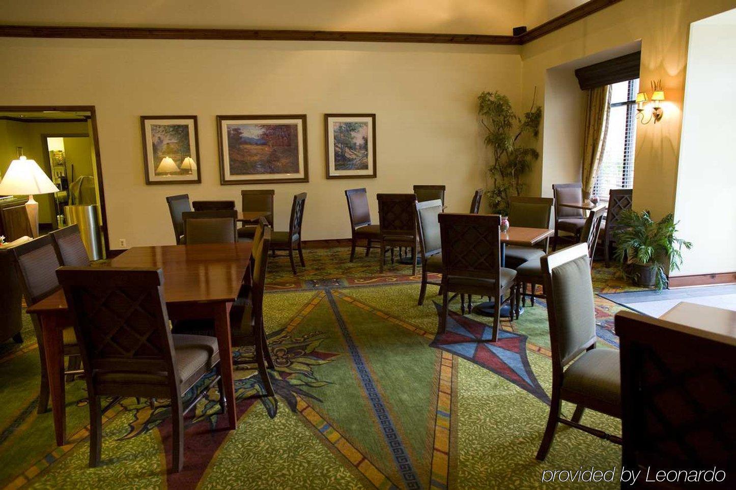 โฮมวูด สวีท บาย ฮิลตัน ริชมอนด์ เวสต์ เอนด์ Hotel Broad Meadows ภายนอก รูปภาพ